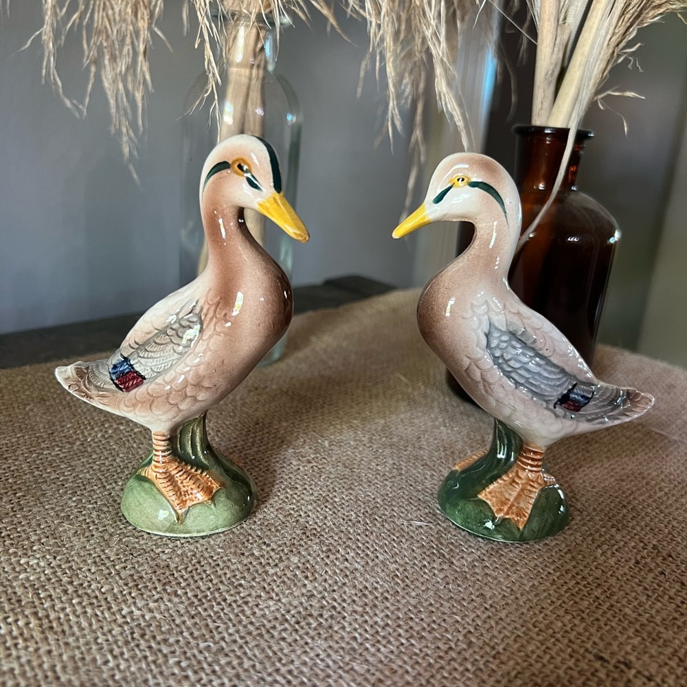 Vintage ceramic duck figurines